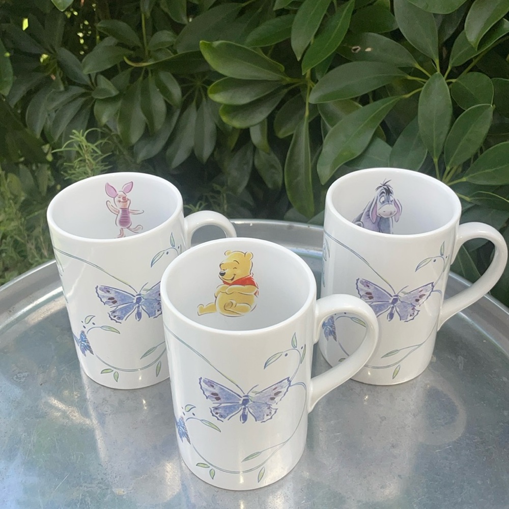 Vintage Winnie the Pooh mugs